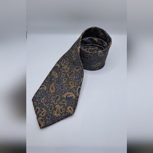 Yves Saint Laurent neckwear paisley pattern grey silk tie USA Made